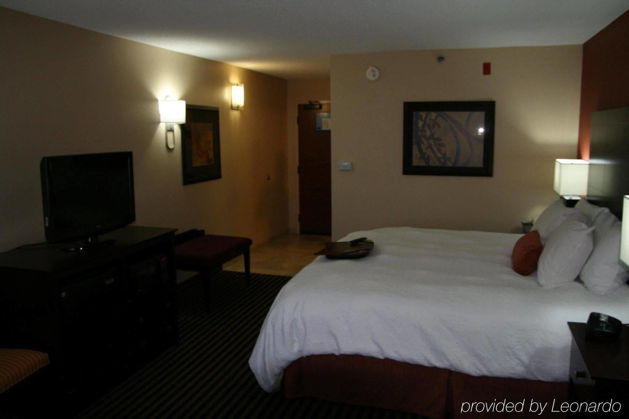 Hampton Inn Tullahoma Habitación foto